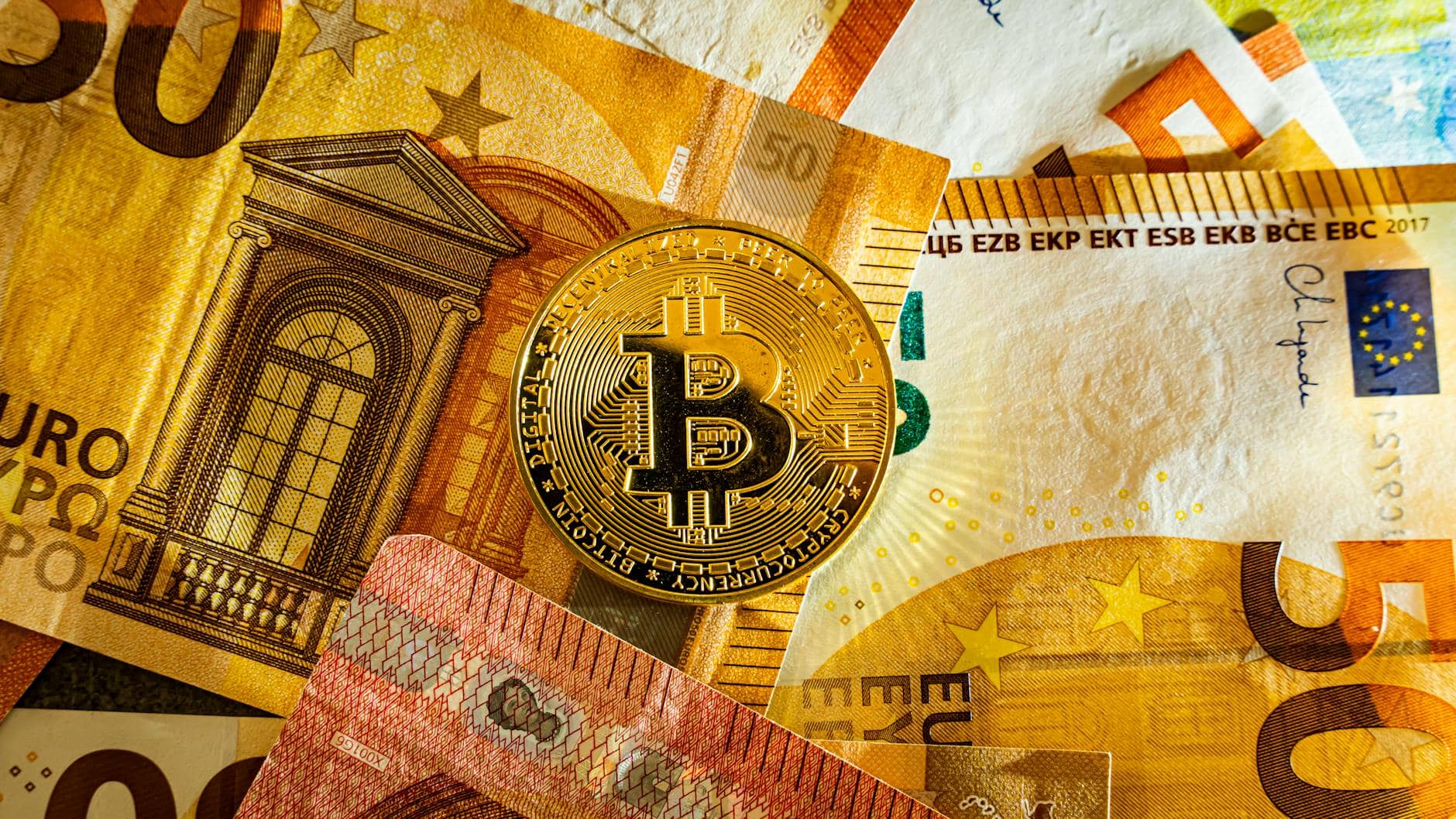 Stablecoins : 2 000 milliards de dollars en 2028 et l'Europe qui se réveille